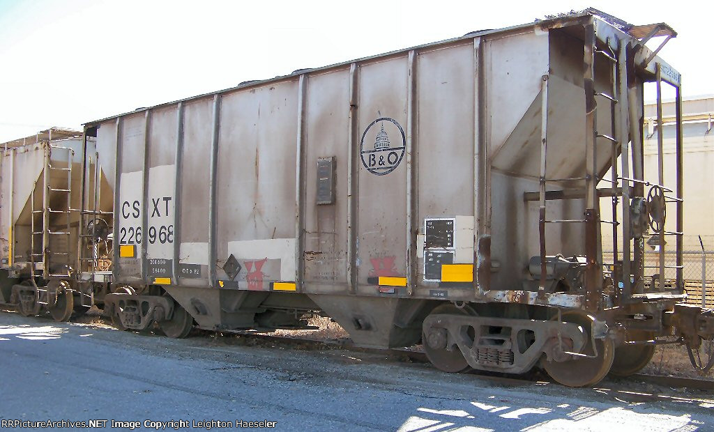 CSXT 226968 (ex-B&O 604350) in B&O paint