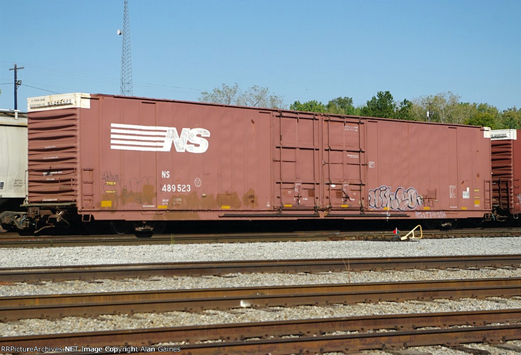 NS Box Car 489523