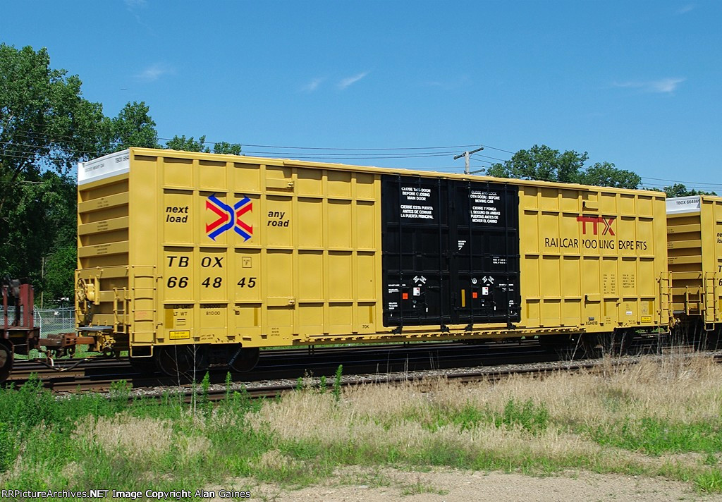 TBOX Box Car 664845