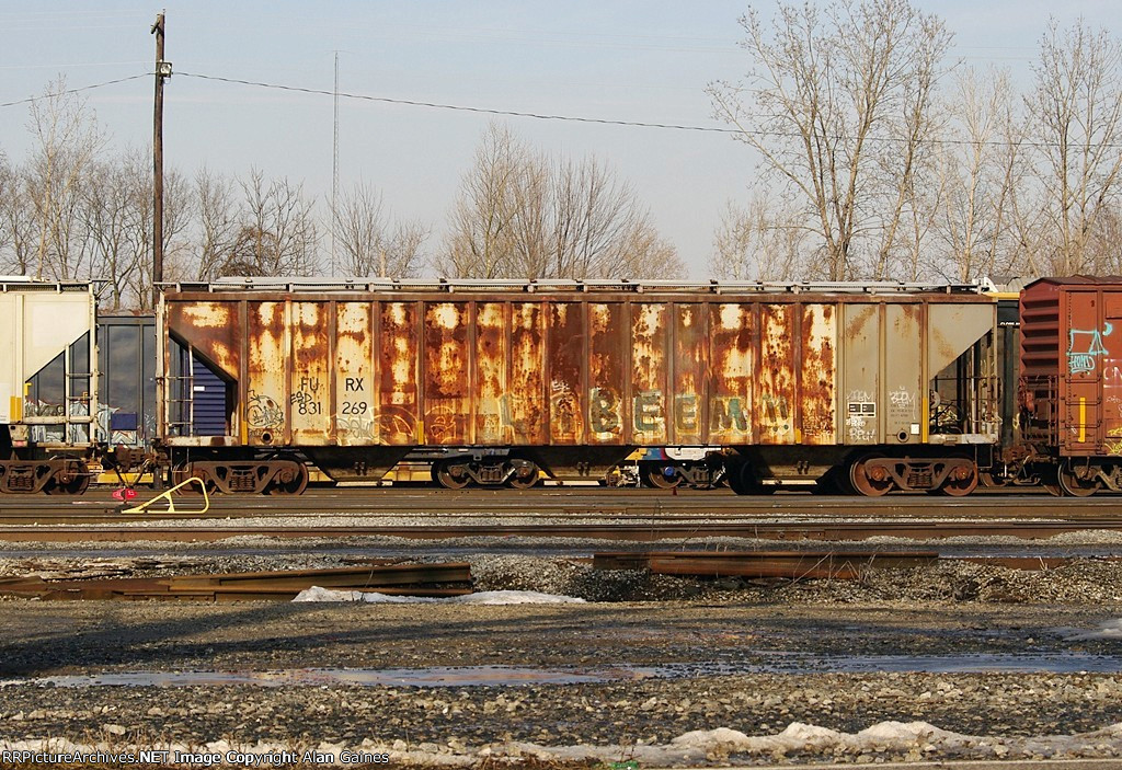 FURX Covered Hopper 831269