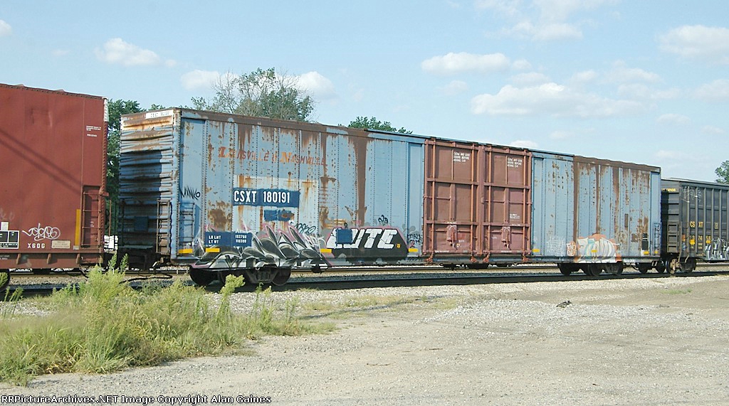 CSX Box Car 180191