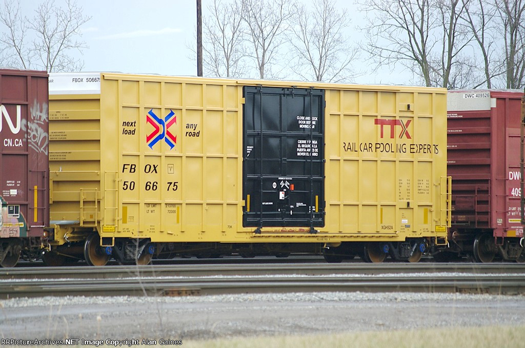 FBOX Box Car 506675