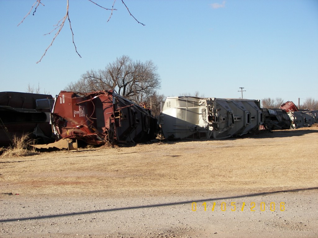 DERAILMENT!!!!!!!!!!!!