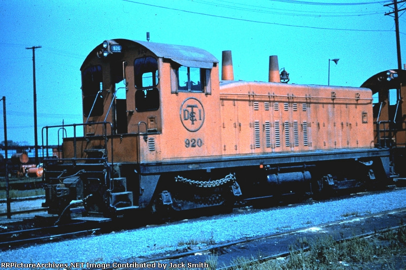 DTI 920