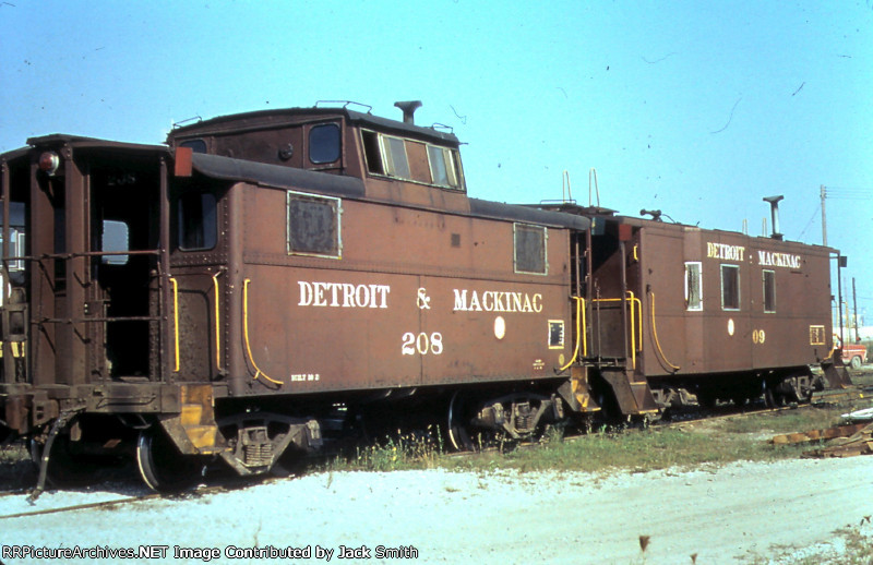 DM 208 & 209