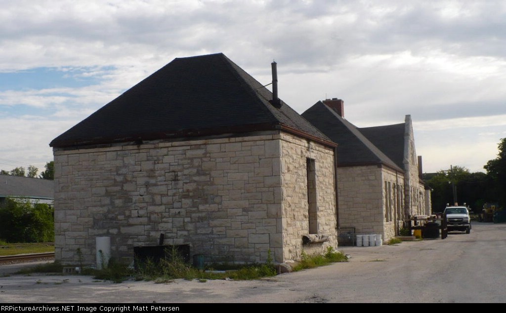 CN Waukesha, WI Depot