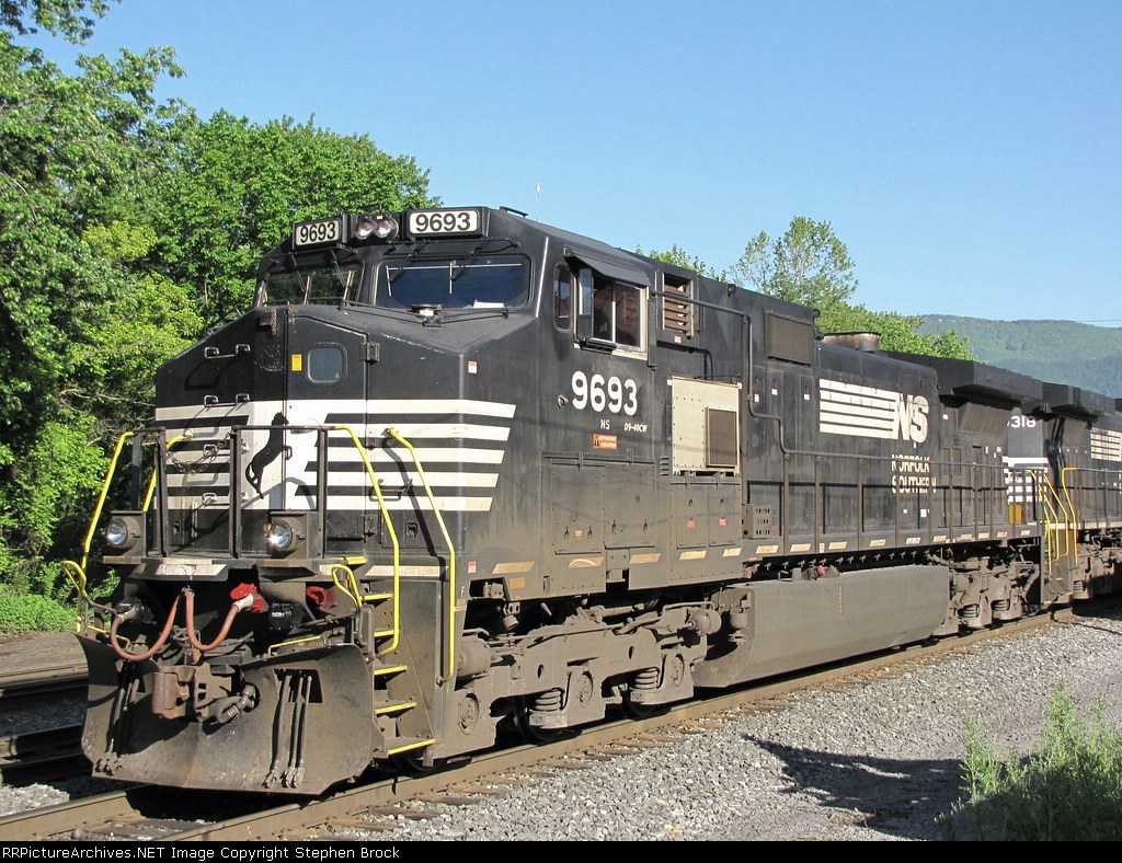 NS 9693