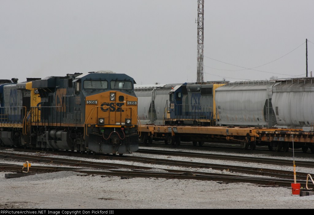 CSX 5356 Sits running as CSX Remote unit 8230 Sasses in the yard