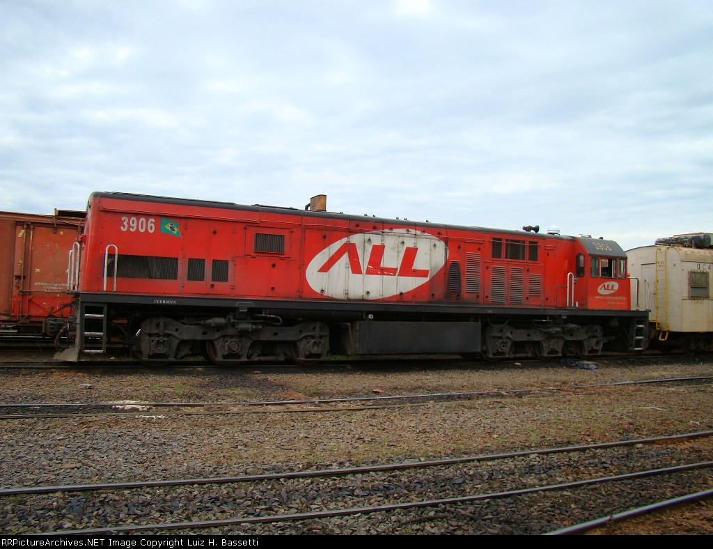 GE U20C 3906