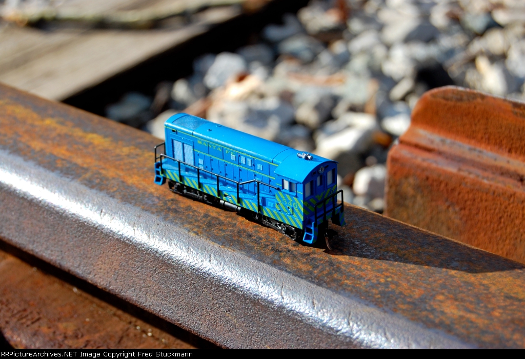 Truly a switch engine.