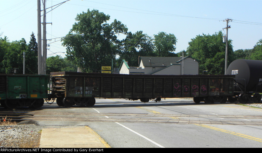 BN 565802
