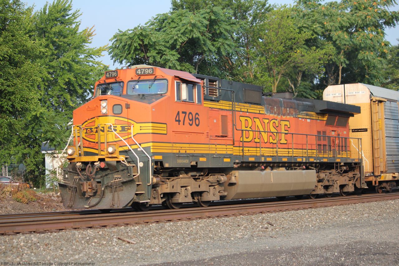 BNSF 4796