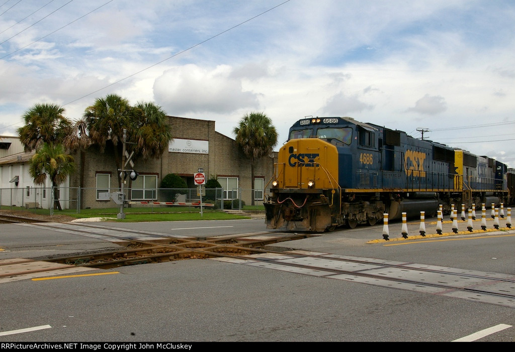CSX 4686