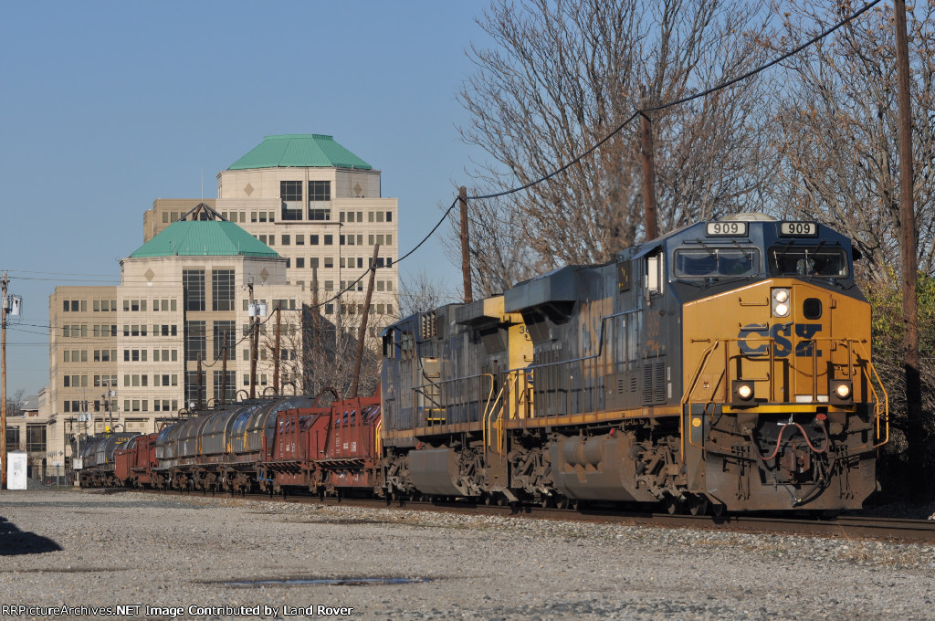 CSXT 909 On CSX K 514
