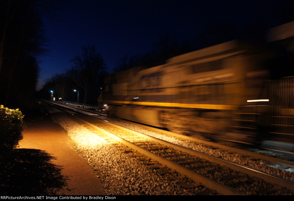 CSX 424 about pass green signal