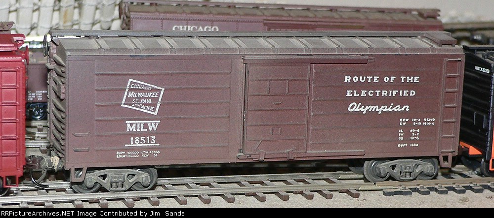 Old Milwaukee Box by MDC