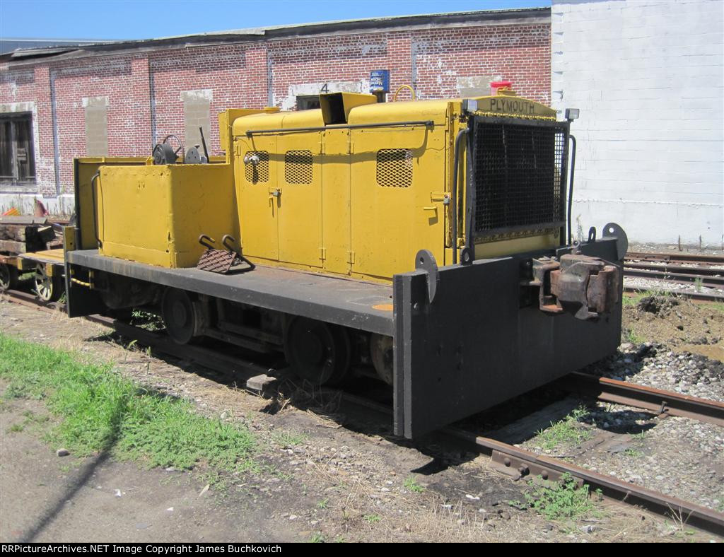National Forge Cabless Switcher