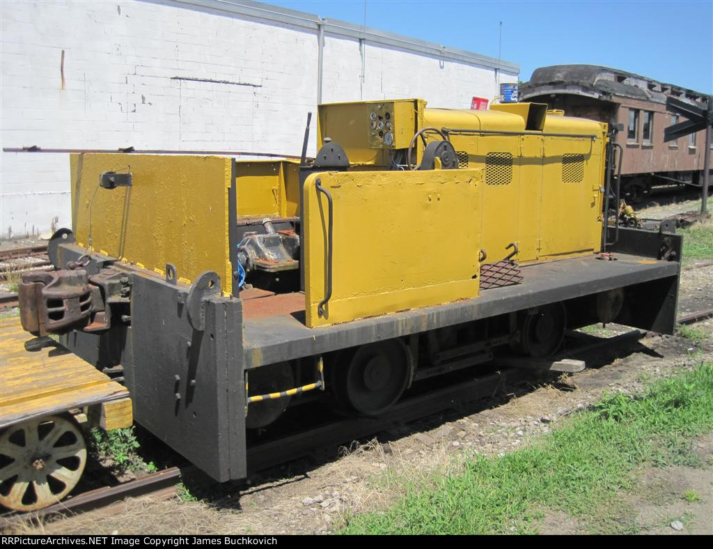 National Forge Cabless Switcher