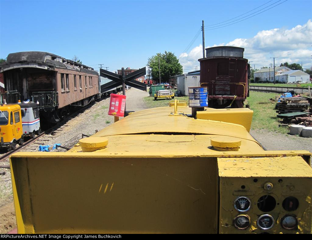 National Forge Cabless Switcher
