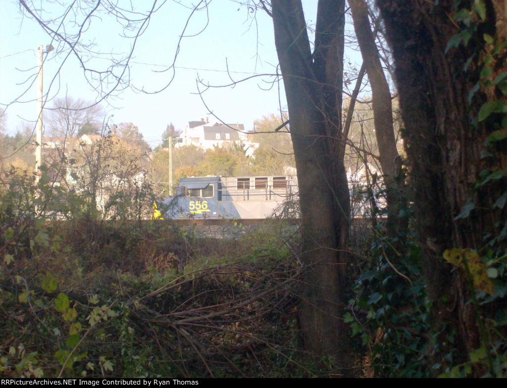 CSX 556 Idling in the Yard