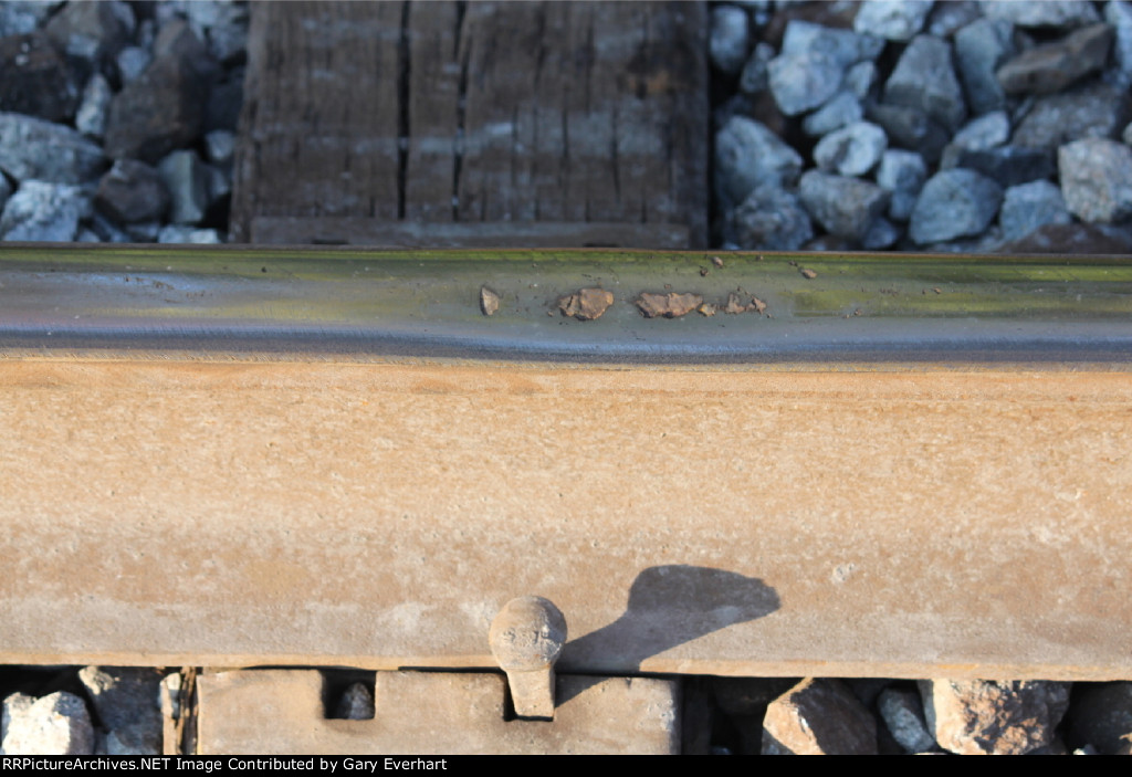 Running Rail Pitting Slight depression