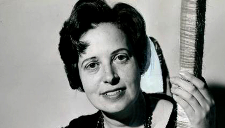 Elisa Mújica