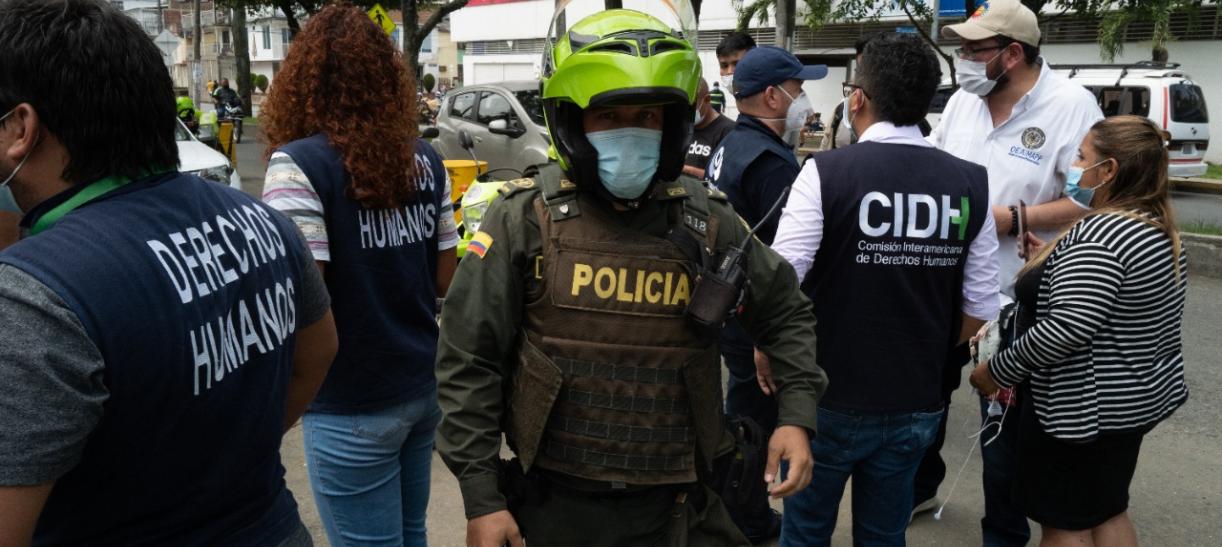miembros de la cidh y policia en visita a colombia