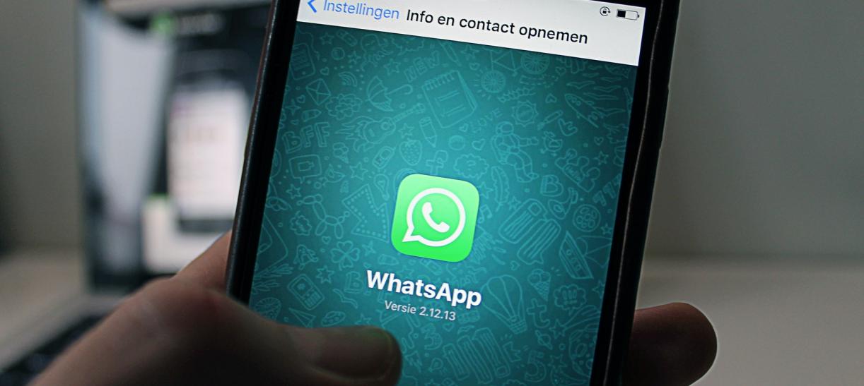 celular aplicacion whatsapp