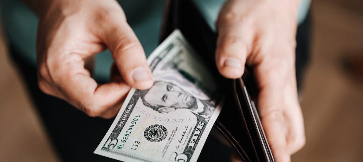alza precio dólar