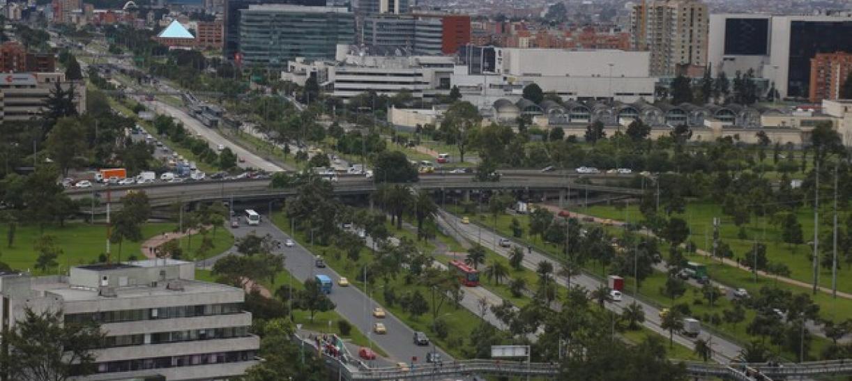 Foto panorámica de Bogotá. Ilustra nota sobre descarga y pago de recibo de impuesto predial 2022.