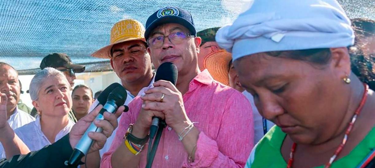 Presidente Gustavo Petro presentando el balance y acciones de recuperación tras el paso del huracán Julia 