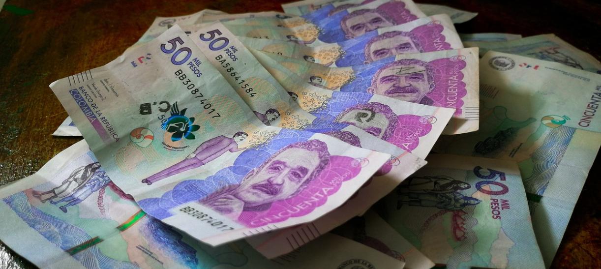 Dinero de una persona que recibió la transacción del nuevo ciclo de Tránsito Renta Ciudadana