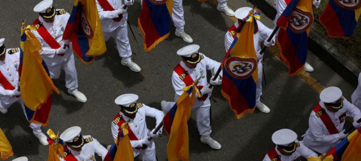 Desfile militar del 20 de julio, día de la Independencia de Colombia