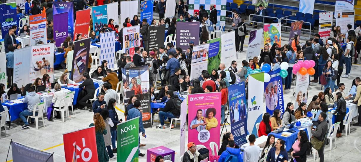 Feria de empleo y posgrados para profesionales: así participas.