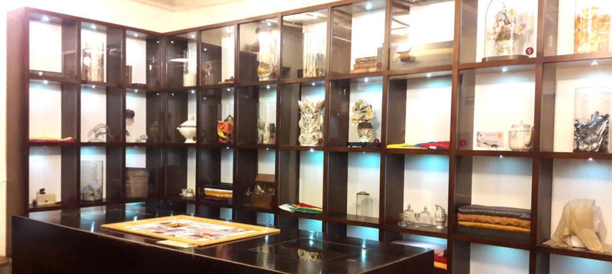 Los secretos tras los muros de la tienda de José González Llorente