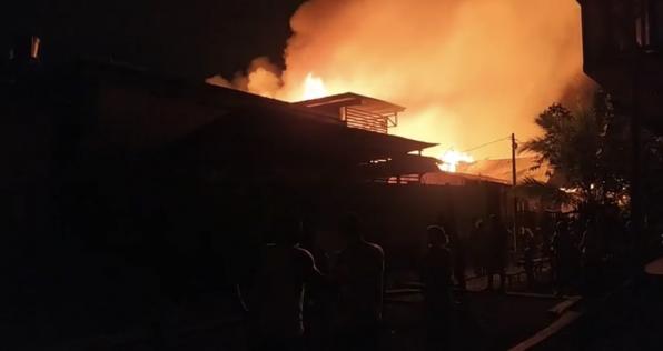 Incendio en Riosucio: alcalde pide ayuda urgente al Gobierno tras emergencia