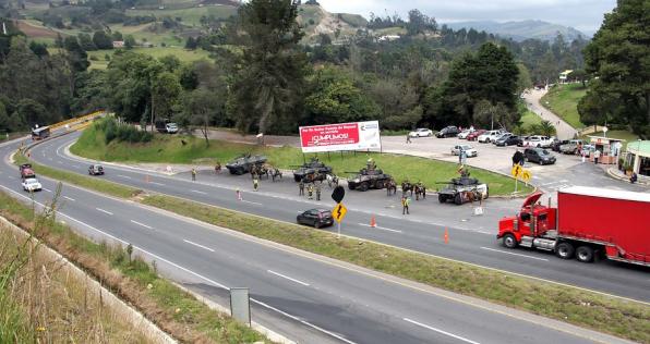 Más de 5 millones de vehículos se movilizarán en puente de reyes en Colombia