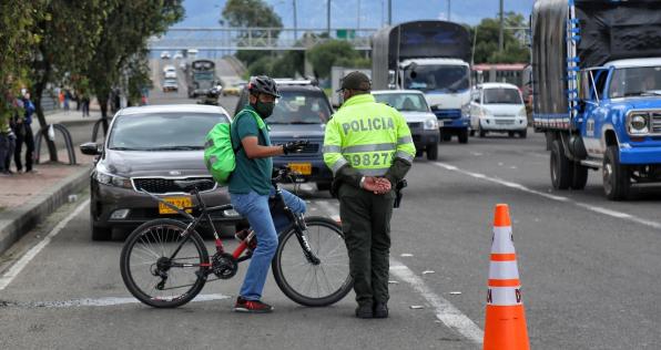 Toque de queda y demás medidas tras el puente de Reyes