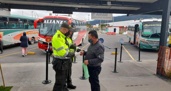 ¿Necesitas salir de Bogotá en cuarentena? Ten esto en cuenta