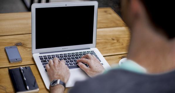 ¿Buscas trabajo?: Hay más de 400 empleos en Colombia 