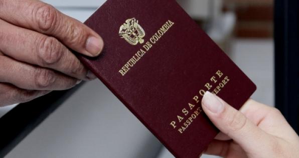 Demoras en cita para expedir pasaporte colombiano