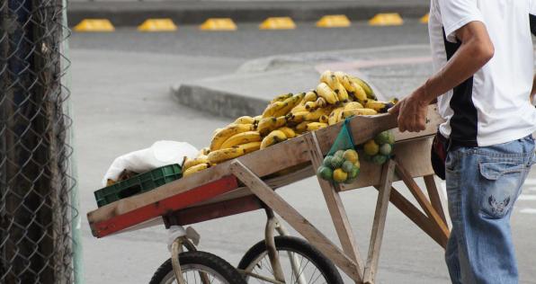 Los trabajadores que no han parado en medio de la pandemia ni del paro