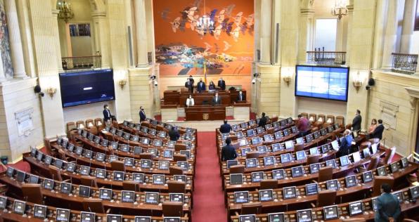 ¿Cuál es la diferencia entre Estado y Gobierno?