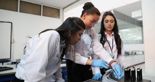 Así puedes aplicar a los cupos del Sena para colombianos y extranjeros