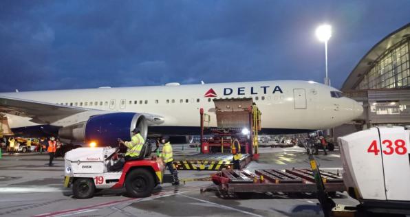 Primeras 480 mil dosis de Janssen ya están en Colombia