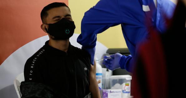 “El grupo de 30 a 39 años es el más quedado en la vacunación”: MinSalud