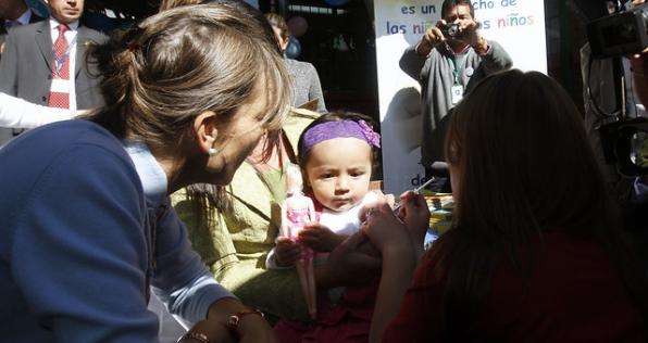  Sinovac, una vacuna segura para los niños: MinSalud