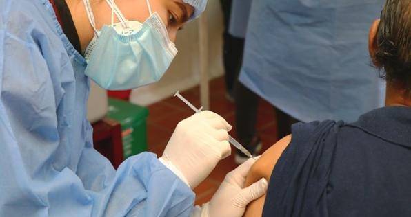 Recomendaciones de la INS ante posible llegada de Ómicron