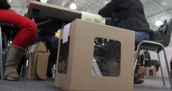 ¿Cómo se pide el día laboral de descanso para jurados de votación?