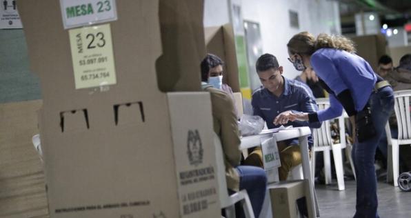 ¿Cuándo es la segunda vuelta presidencial para escoger al presidente?